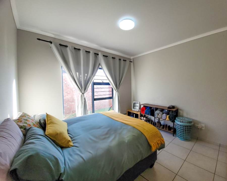 2 Bedroom Property for Sale in Van Der Hoff Park North West